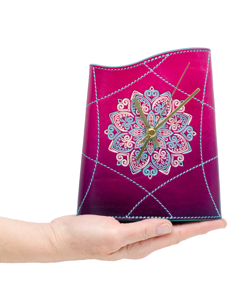 2.1-Reloj-Decoración-Sobremesa-Estilo-M-Morado